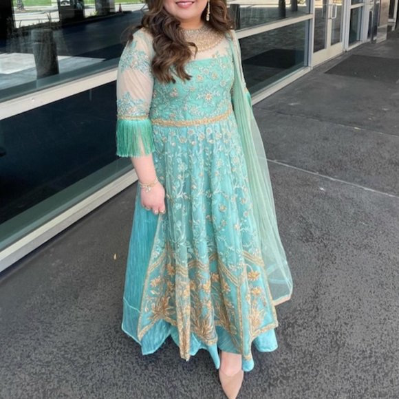 Lehenga Choli and Dupatta, size 10, Like New - Picture 2 of 16